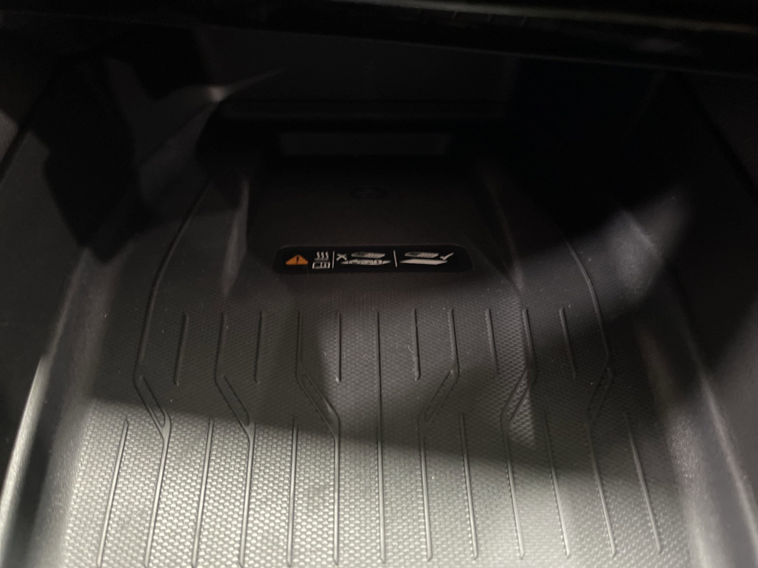 2025 Chevrolet Equinox EV RS - Photo 26