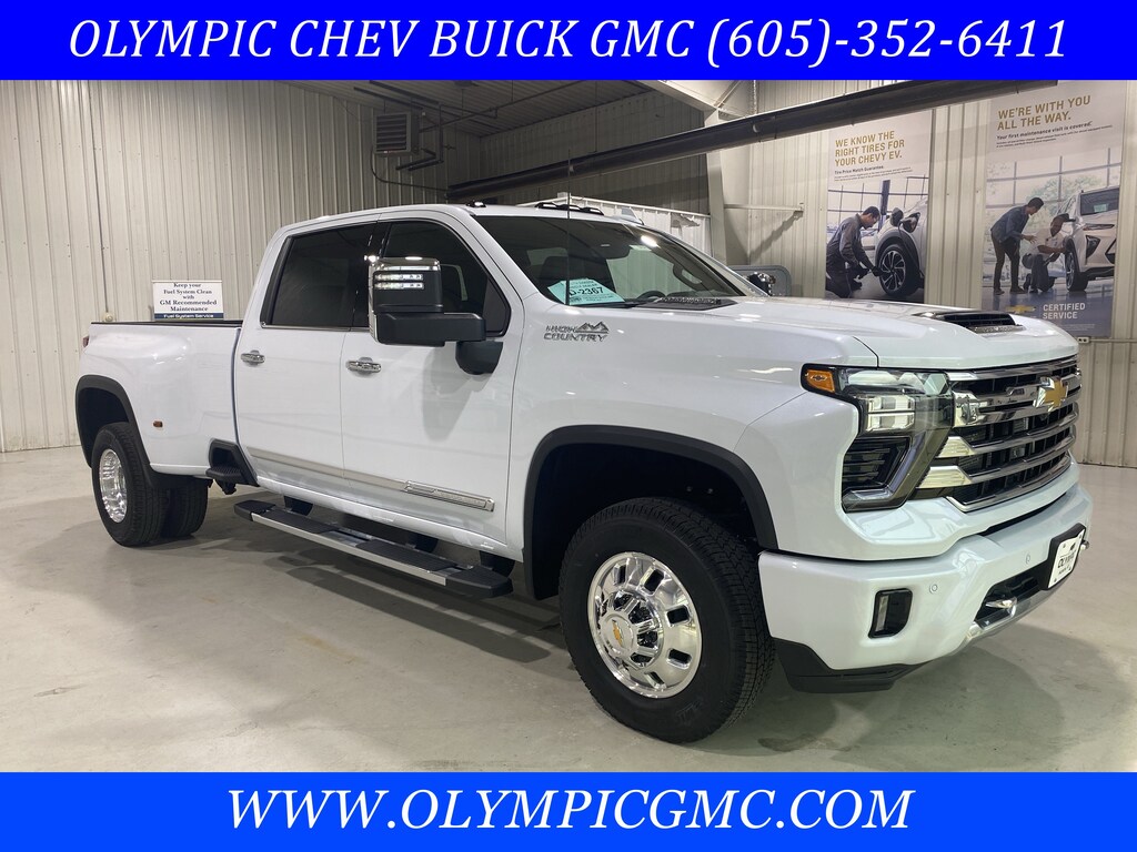 New 2026 Chevrolet Silverado 3500 HD High Country DRW Truck