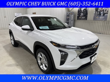 2026 Chevrolet Trax LS SUV