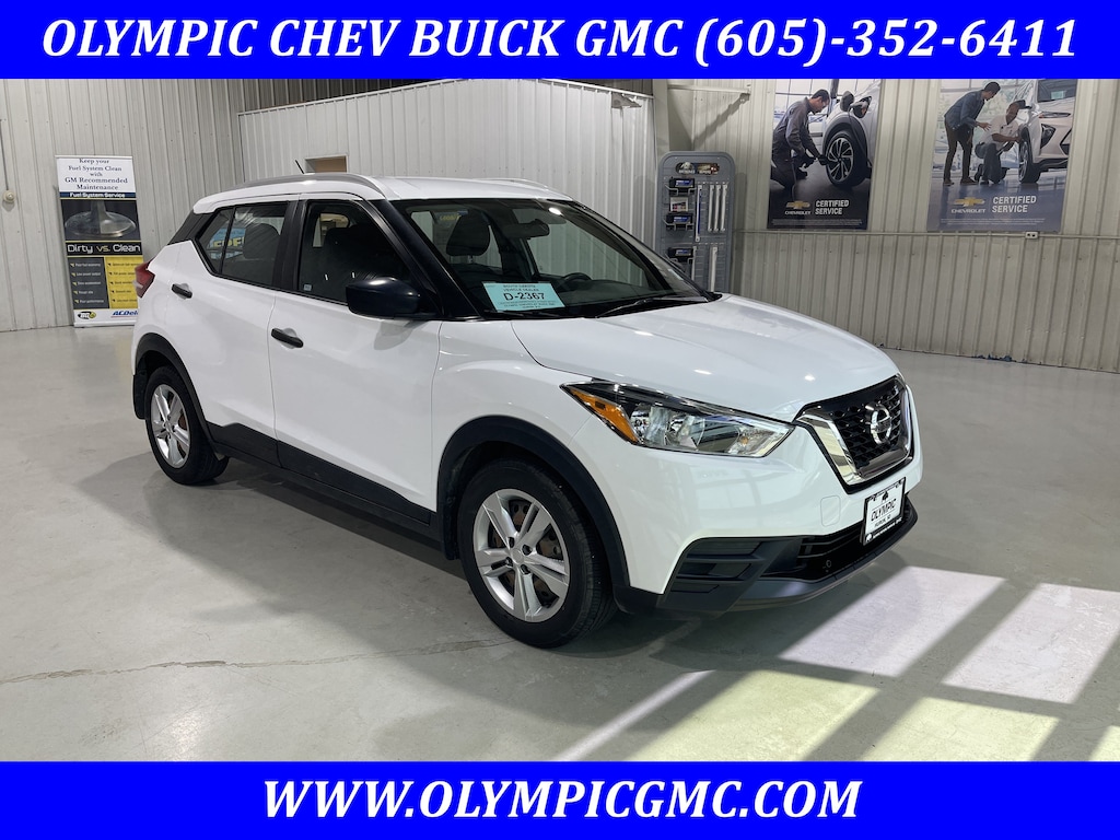 Used 2019 Nissan Kicks S