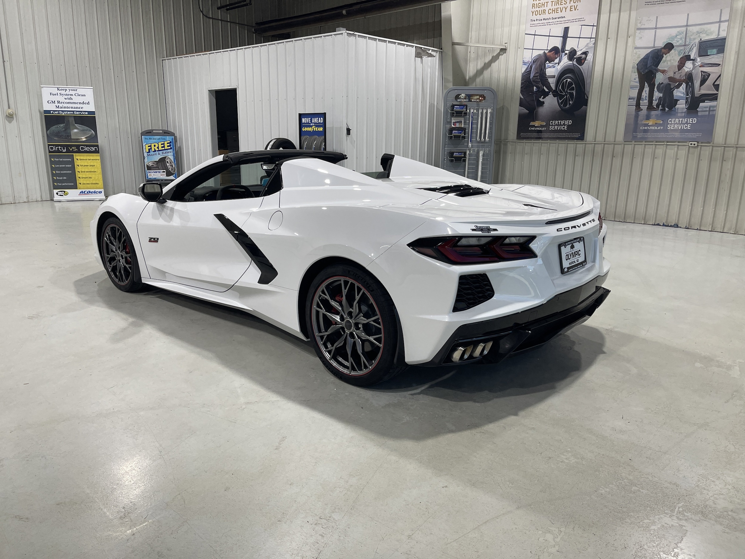 2023 Chevrolet Corvette 3LT - Photo 14
