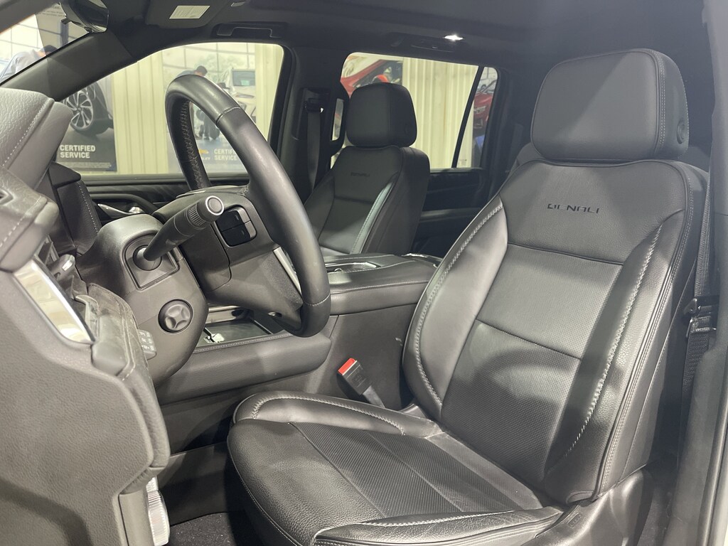 Used 2021 GMC Yukon XL Denali SUV