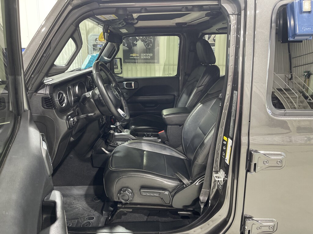 Used 2021 Jeep Gladiator Overland