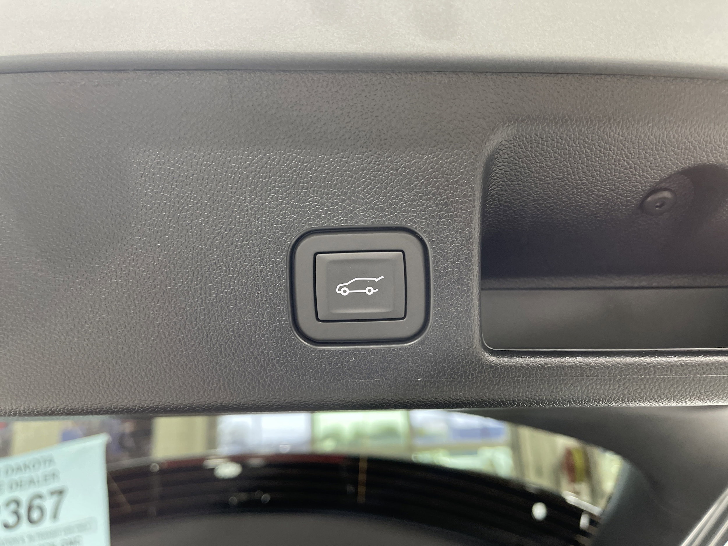 2025 Chevrolet Equinox EV RS - Photo 16