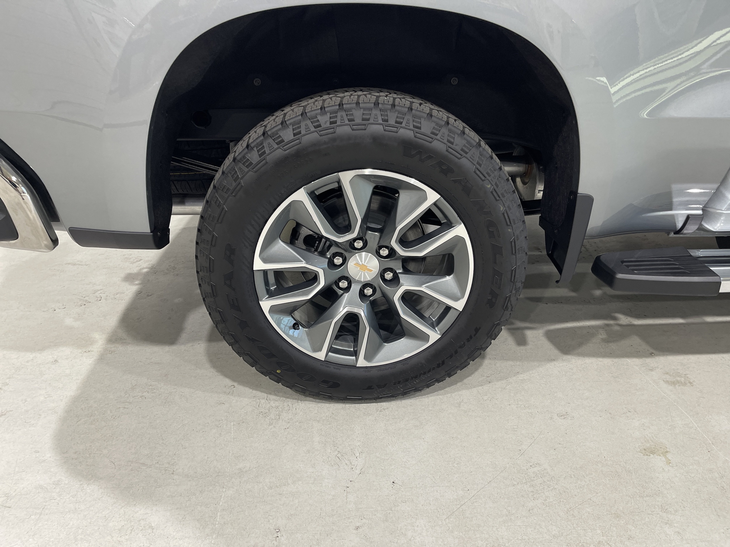 2026 Chevrolet Silverado 1500 LT - Photo 10