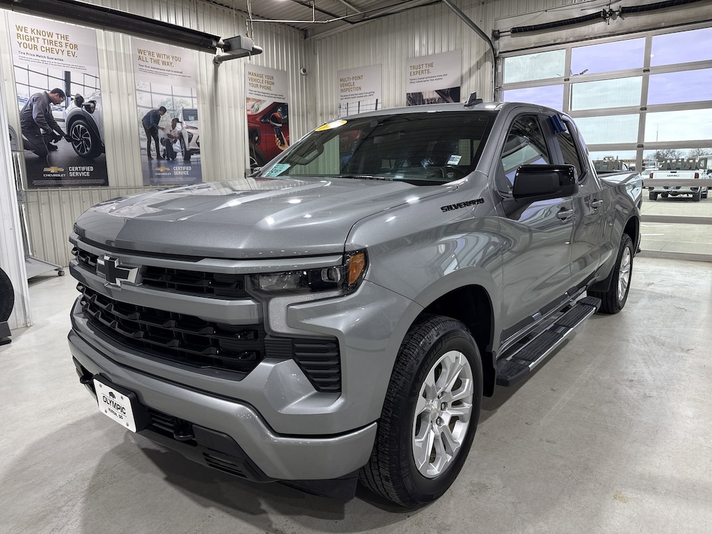 Used 2024 Chevrolet Silverado 1500 RST Truck