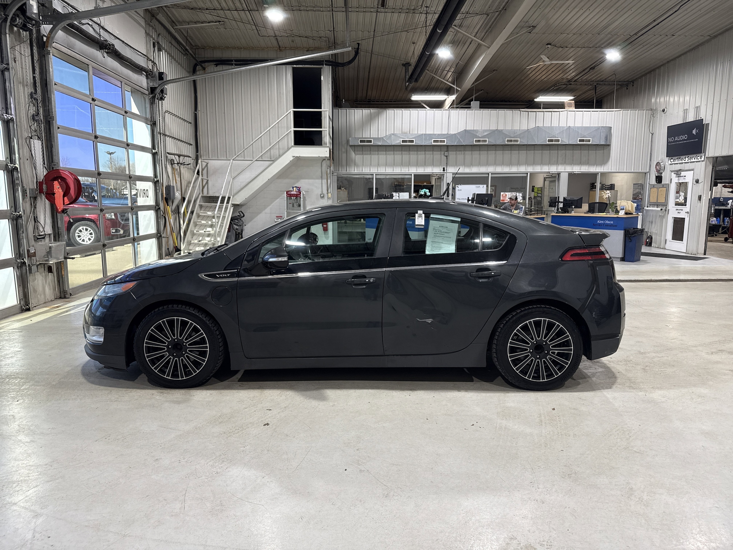 2014 Chevrolet Volt Base - Photo 5