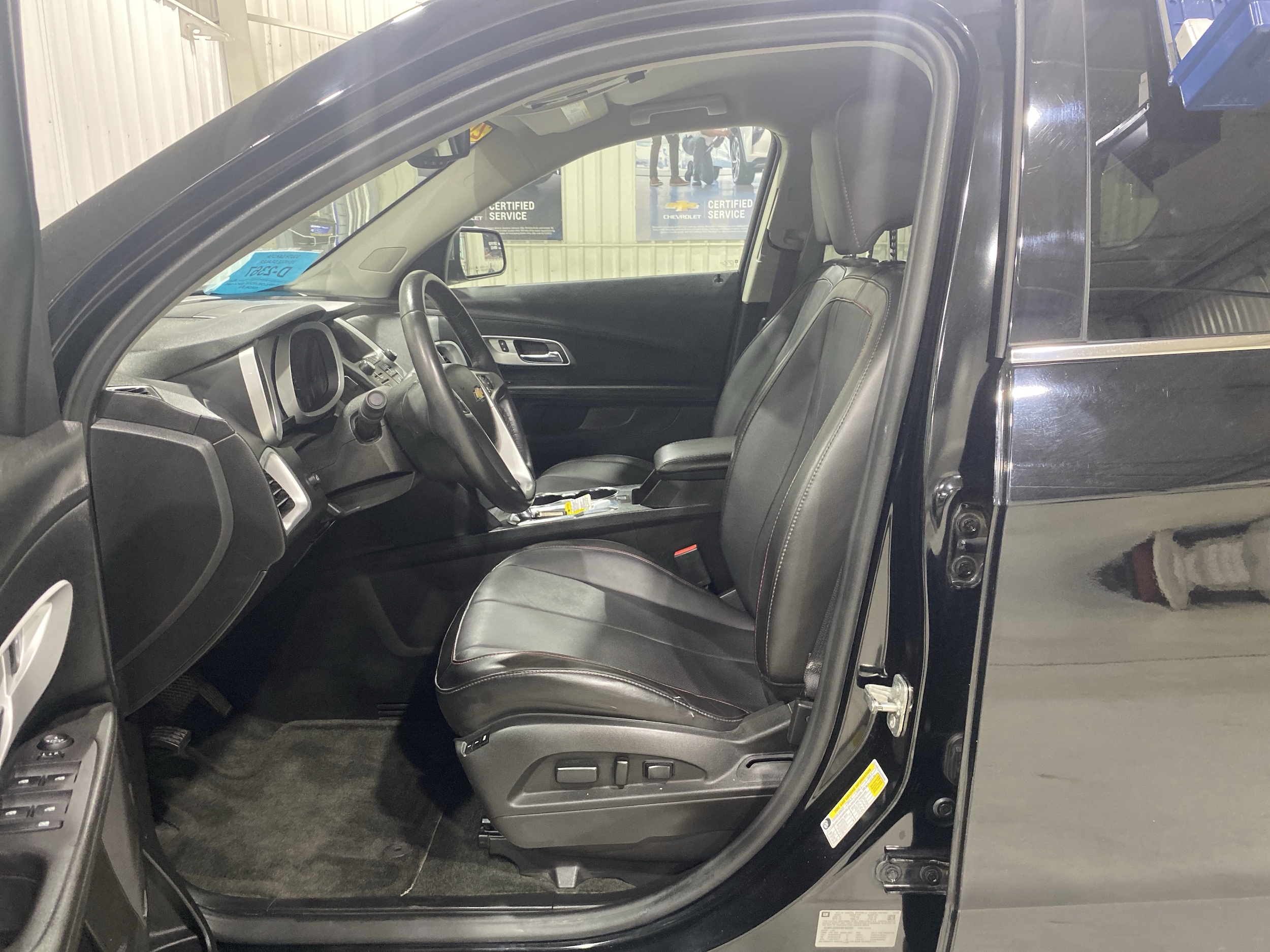 Used 2017 Chevrolet Equinox Premier with VIN 2GNFLGEKXH6192266 for sale in Huron, SD