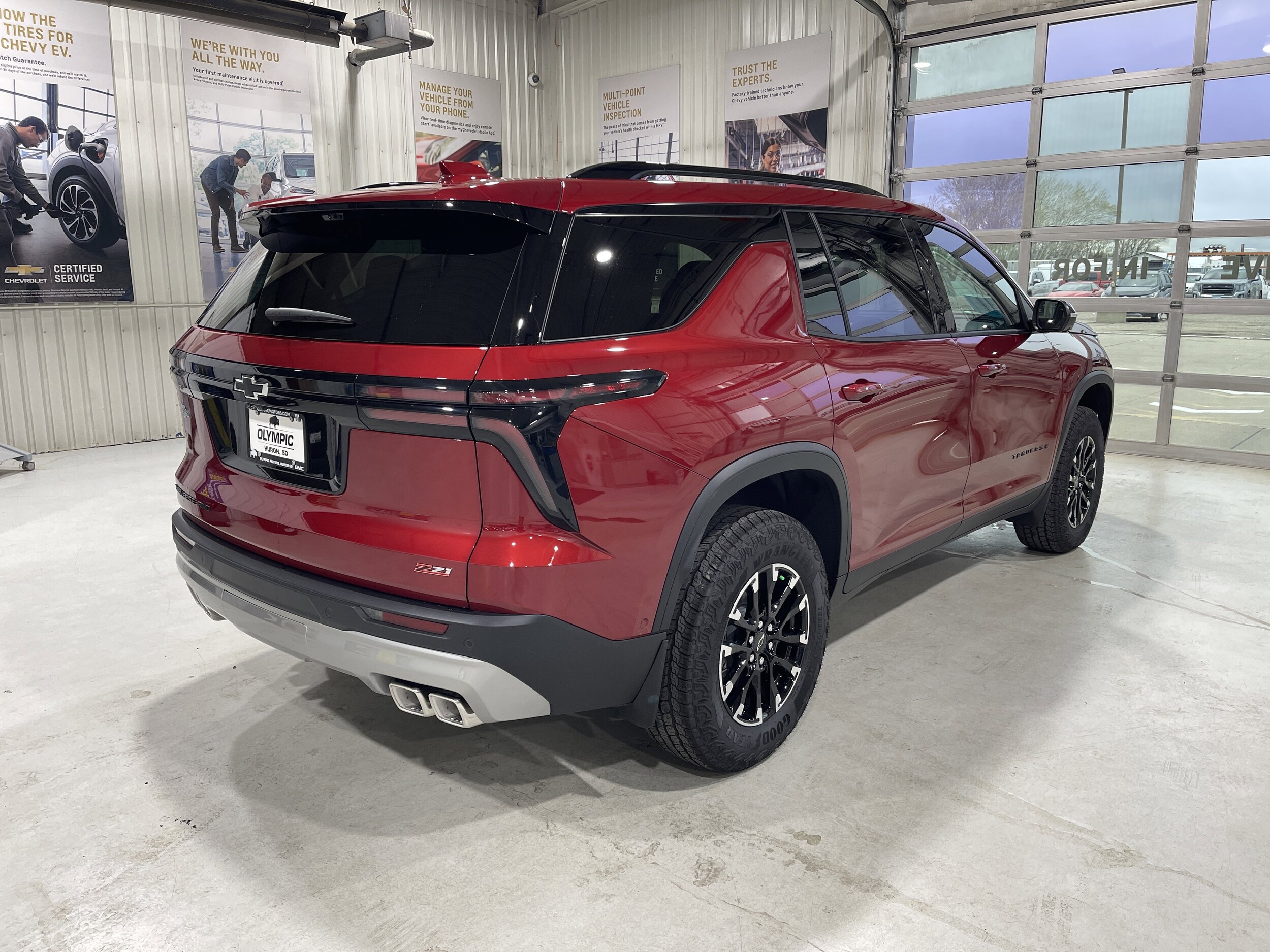 2026 Chevrolet Traverse Z71 - Photo 8