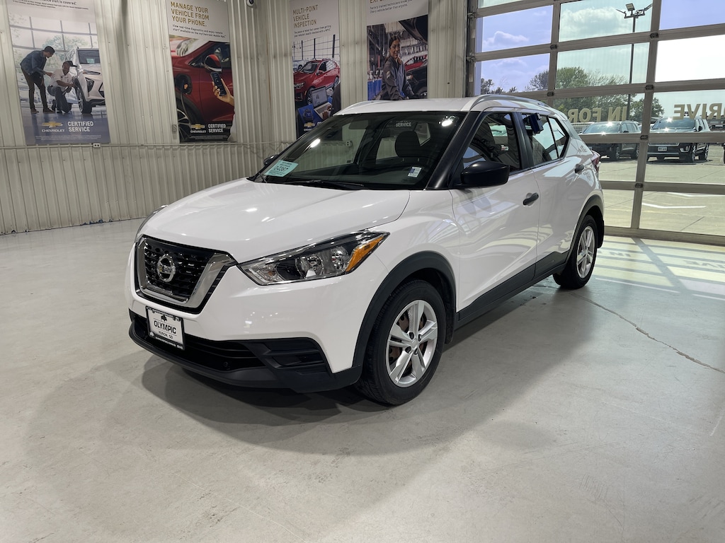 Used 2019 Nissan Kicks S