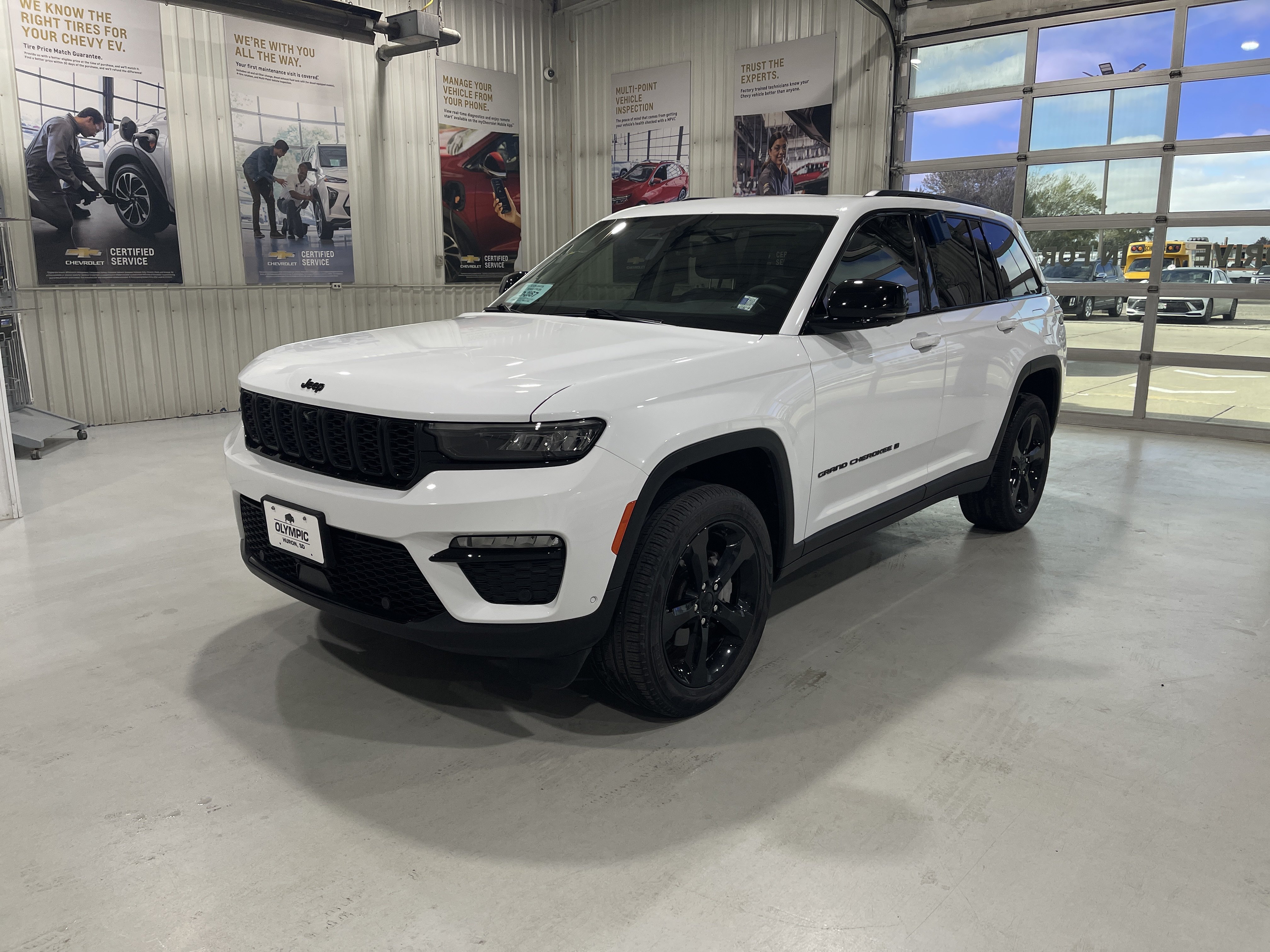 Used 2024 Jeep Grand Cherokee Limited