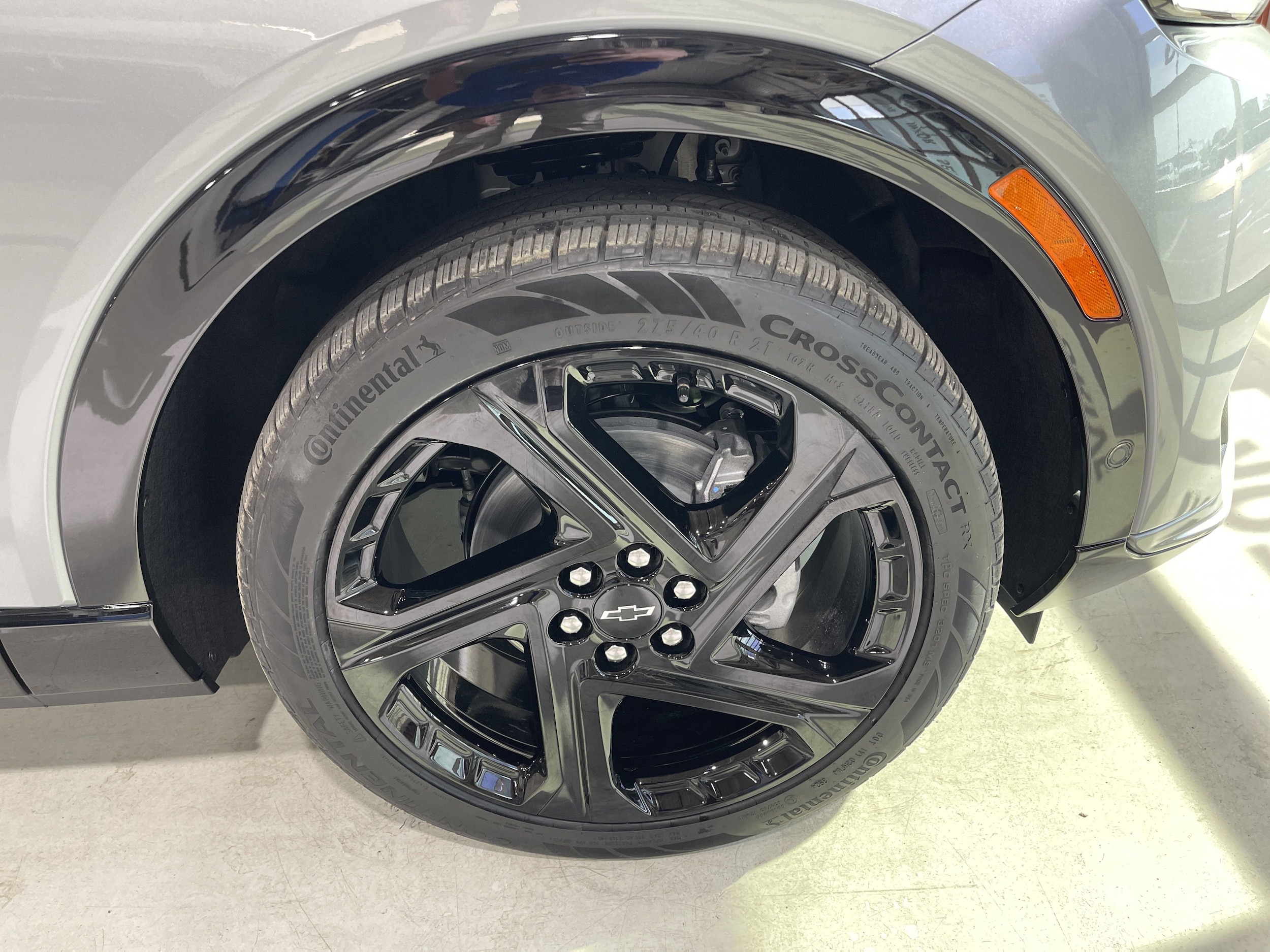 2025 Chevrolet Equinox EV RS - Photo 10
