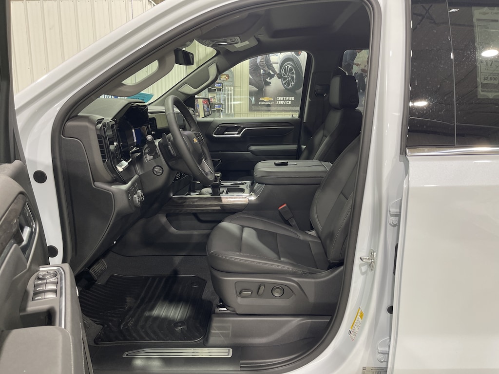 New 2026 Chevrolet Silverado 1500 LTZ Truck