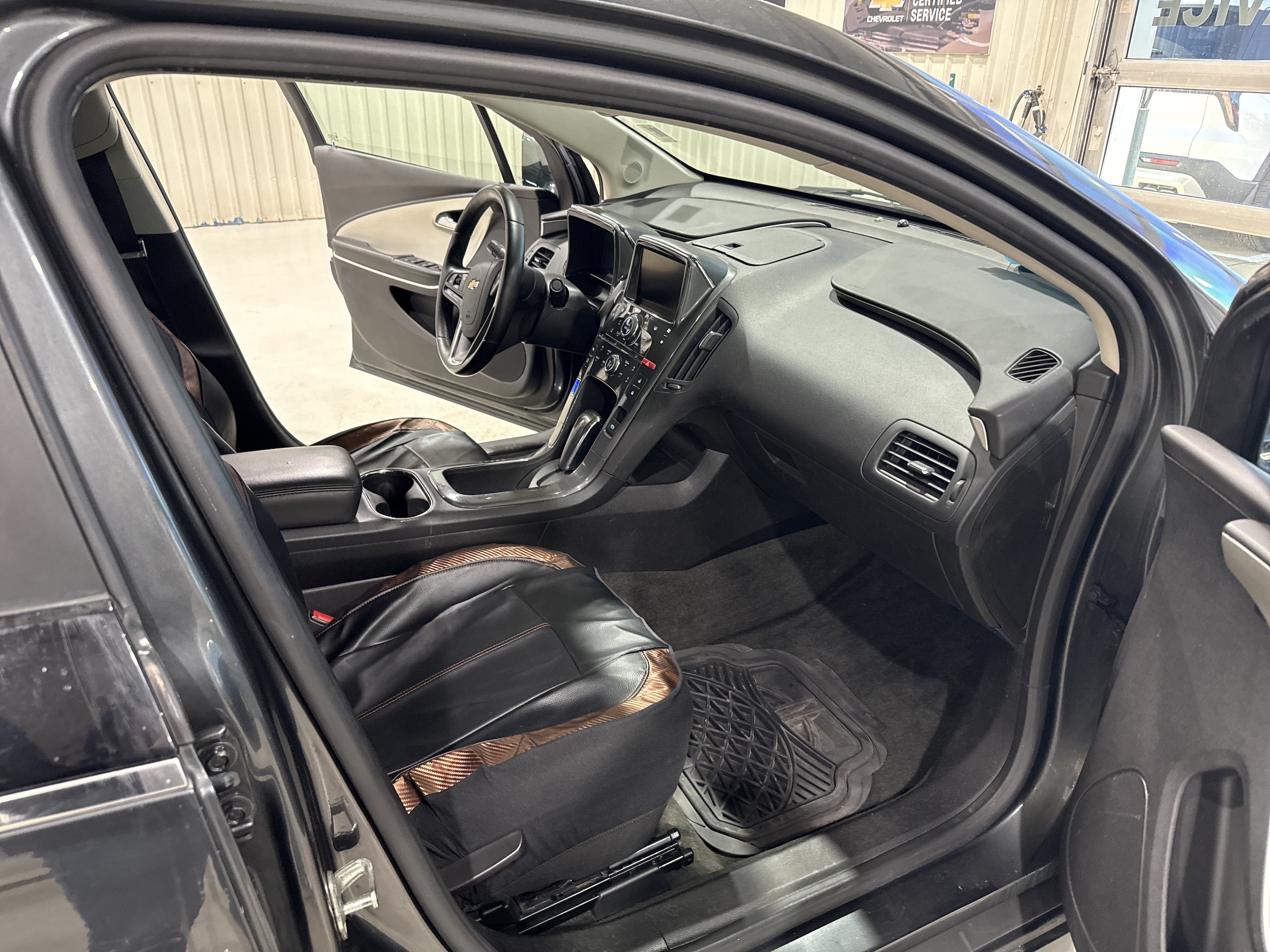 2014 Chevrolet Volt Base - Photo 15
