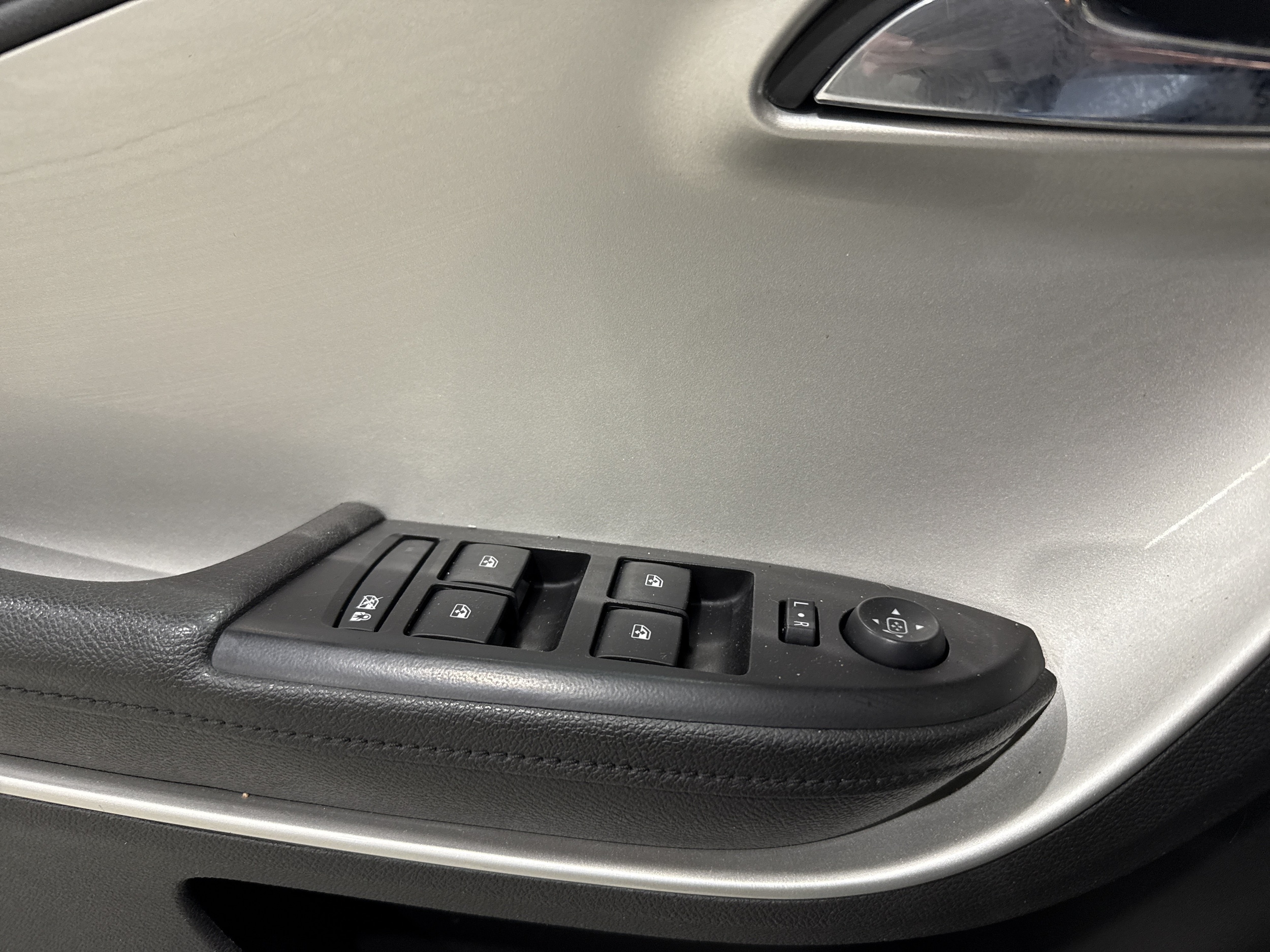2014 Chevrolet Volt Base - Photo 26