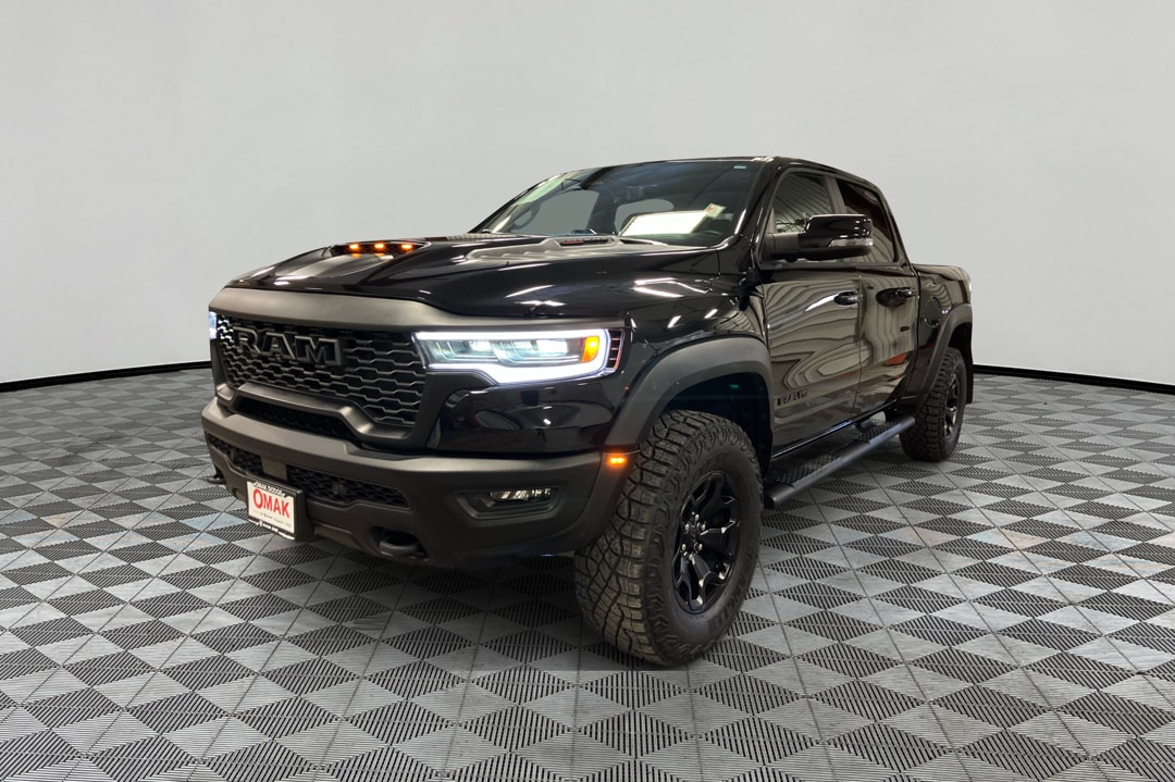 2025 RAM 1500 RHO 4x4 Crew Cab 5'7's photo