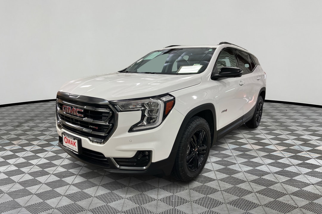 2023 GMC Terrain AT4 AWD's photo
