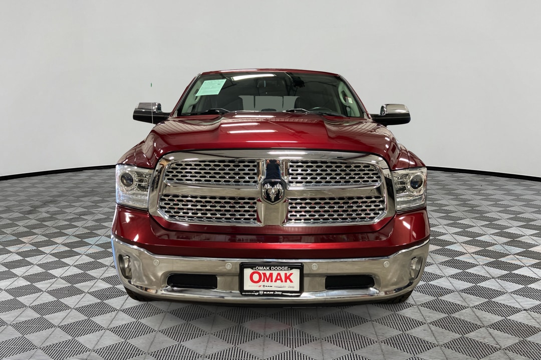 Used 2017 RAM Ram 1500 Pickup Laramie with VIN 1C6RR7VT8HS763920 for sale in Omak, WA