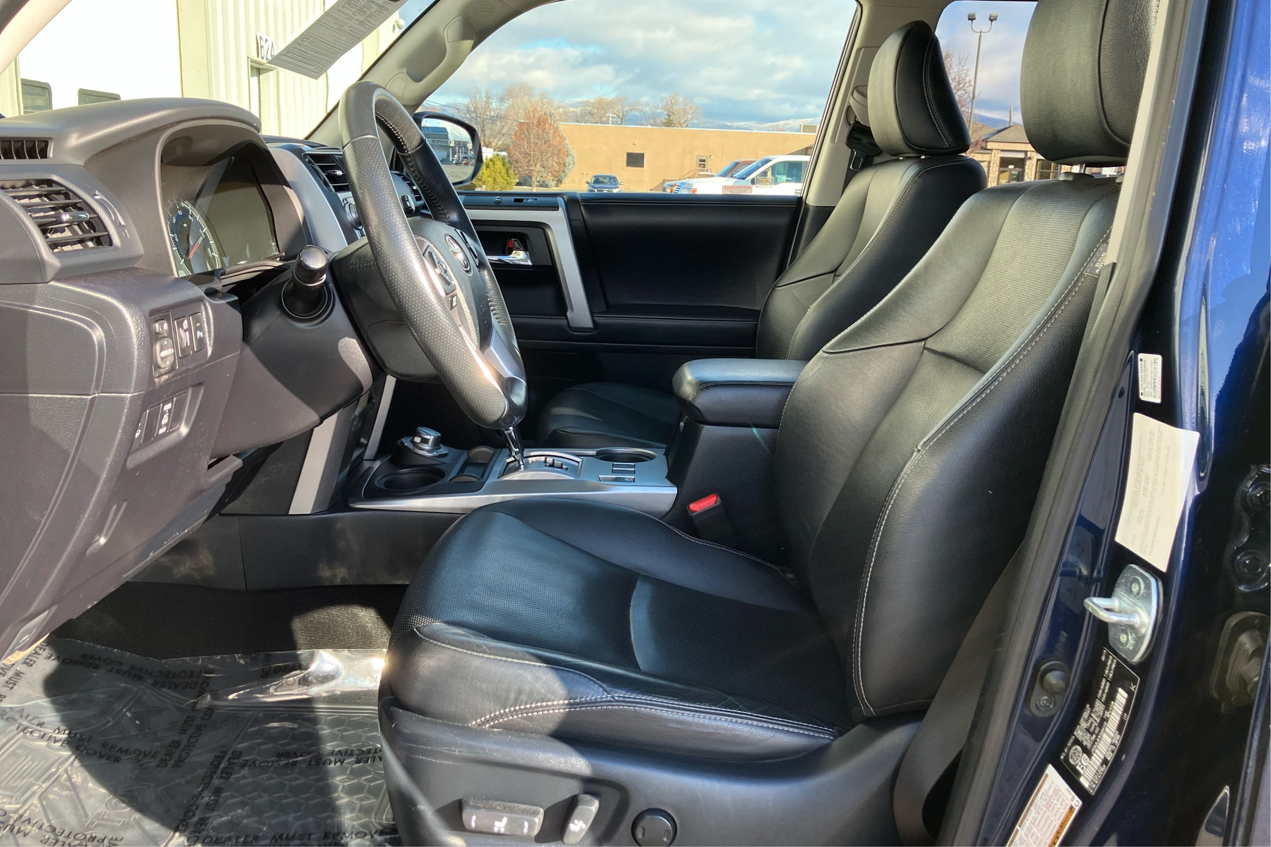 2019 Toyota 4Runner SR5 - Photo 8