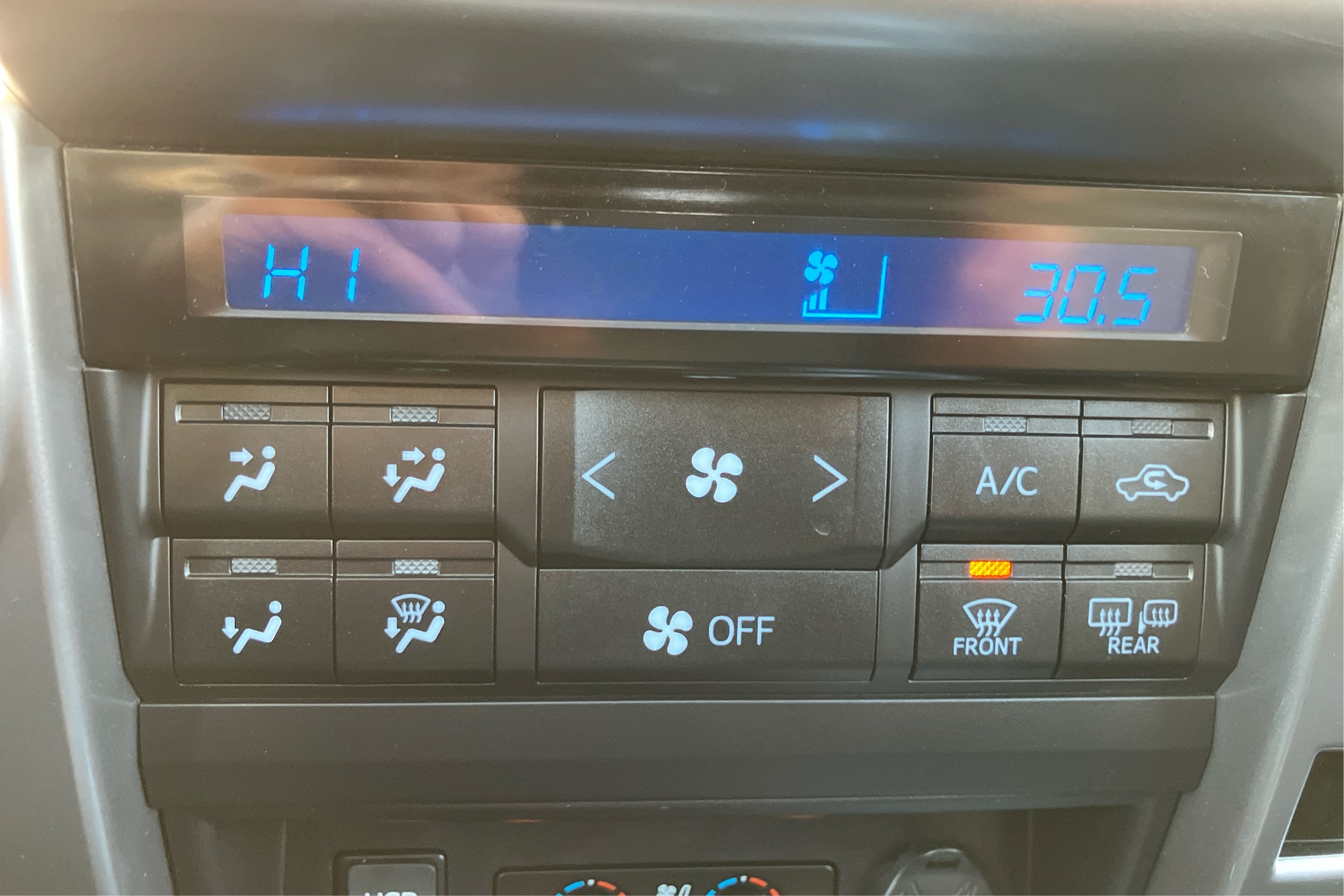 2019 Toyota 4Runner SR5 - Photo 28