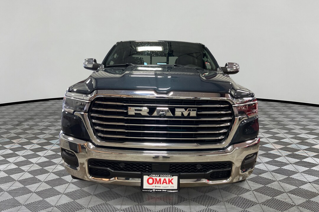 2025 Ram 1500 Laramie photo 2