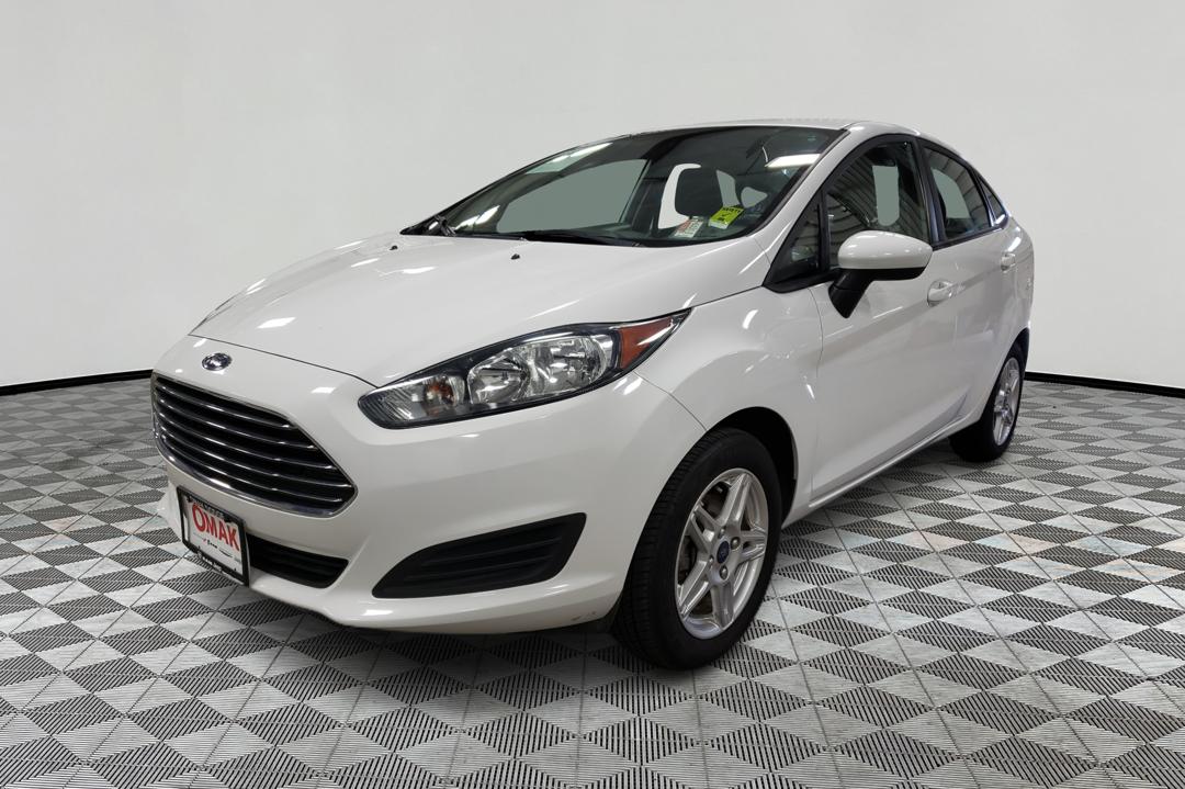 2019 Ford Fiesta SE Sedan's photo