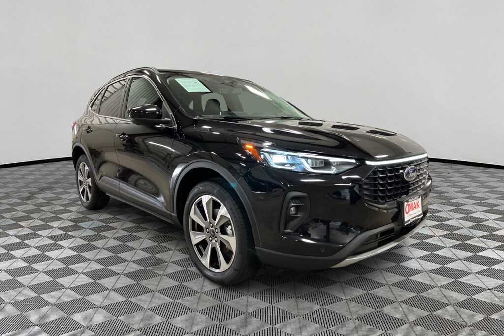 Used 2024 Ford Escape Platinum AWD