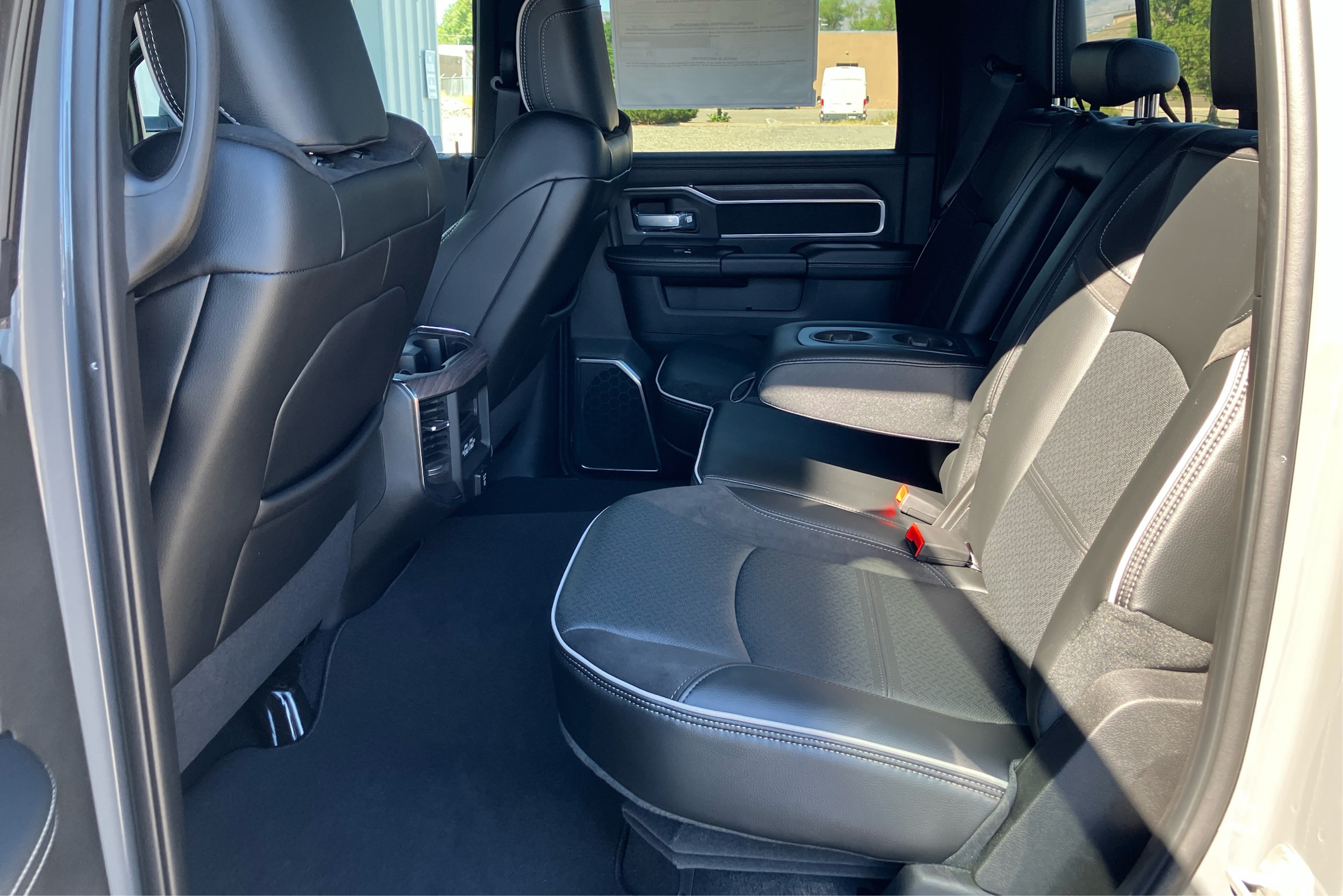 2026 RAM 2500 Laramie - Photo 9