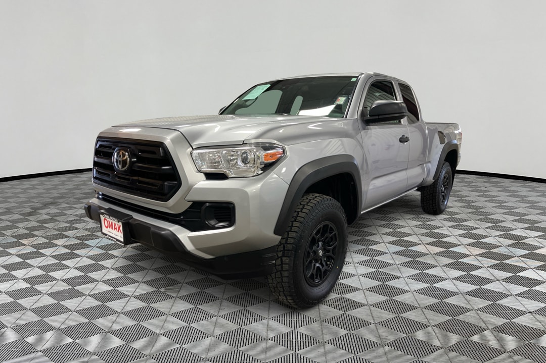 Silver Sky Metallic 2019 Toyota Tacoma Pickup Truck Four-Wheel Drive Automatic