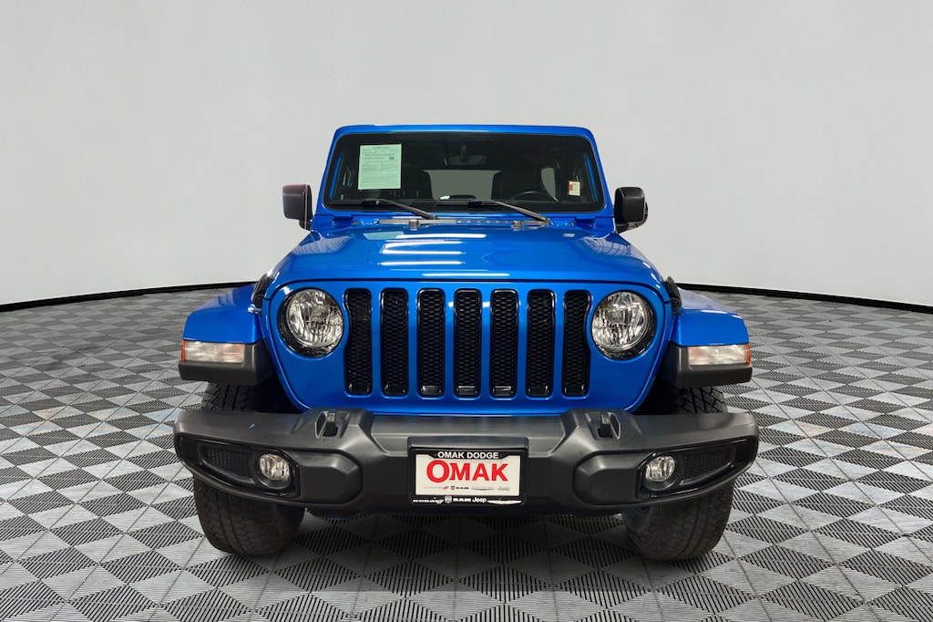 Used 2022 Jeep Wrangler Unlimited Sahara Altitude 4x4