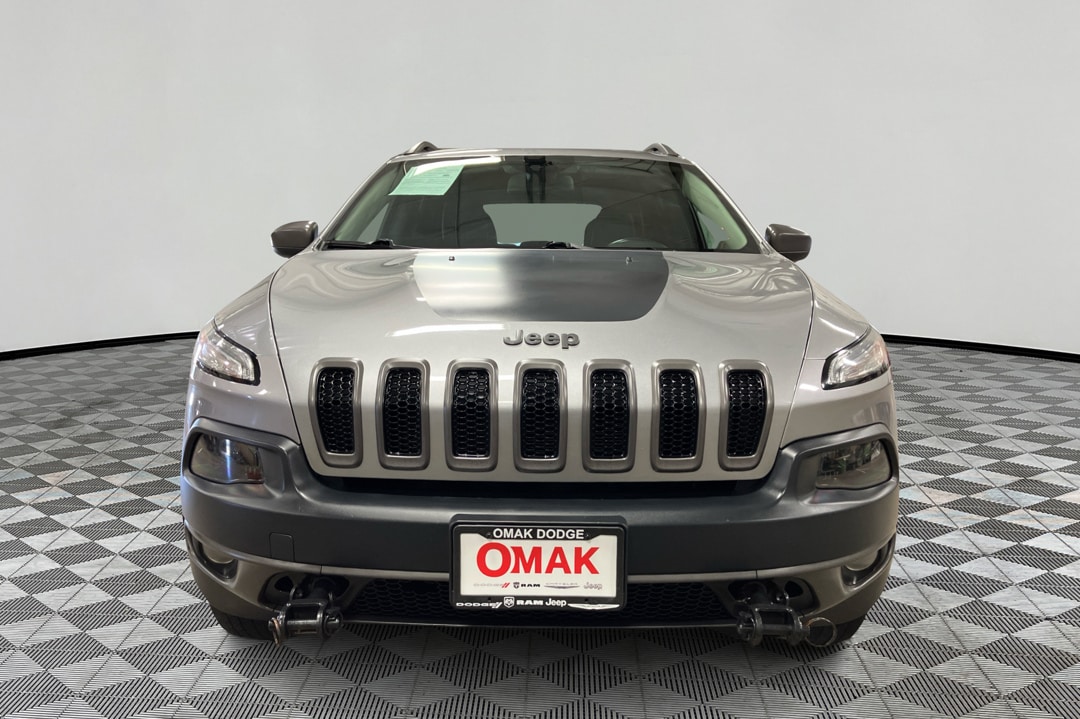 Used 2015 Jeep Cherokee Trailhawk with VIN 1C4PJMBB1FW676495 for sale in Omak, WA