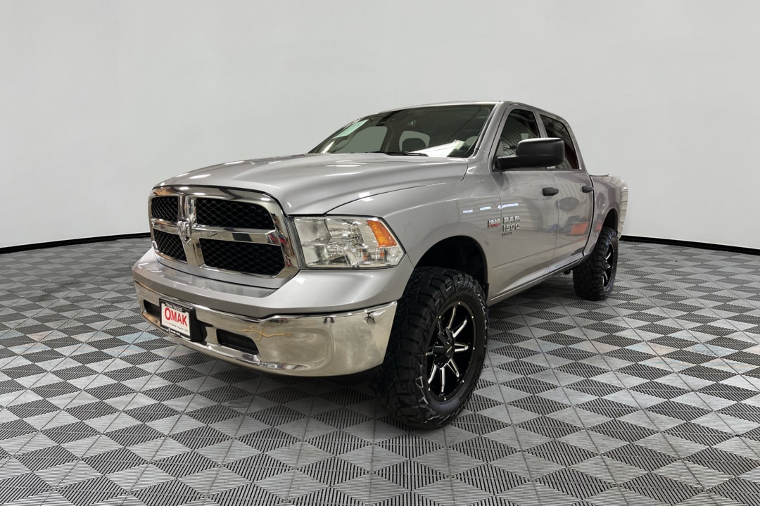 2023 RAM 1500 Classic SLT Crew Cab 4x4 5'7" Box's photo
