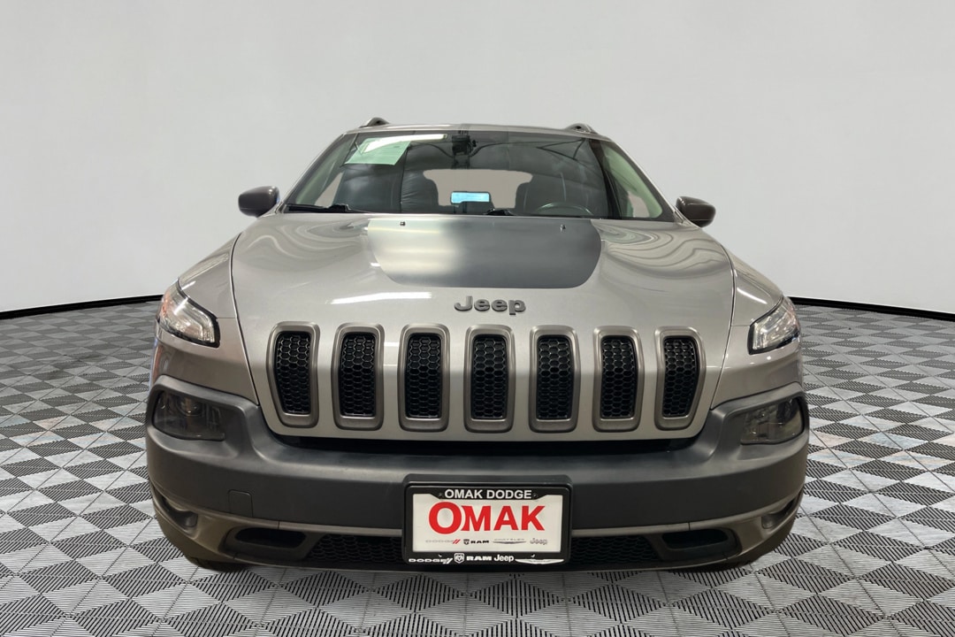 Used 2015 Jeep Cherokee Trailhawk with VIN 1C4PJMBB1FW676495 for sale in Omak, WA