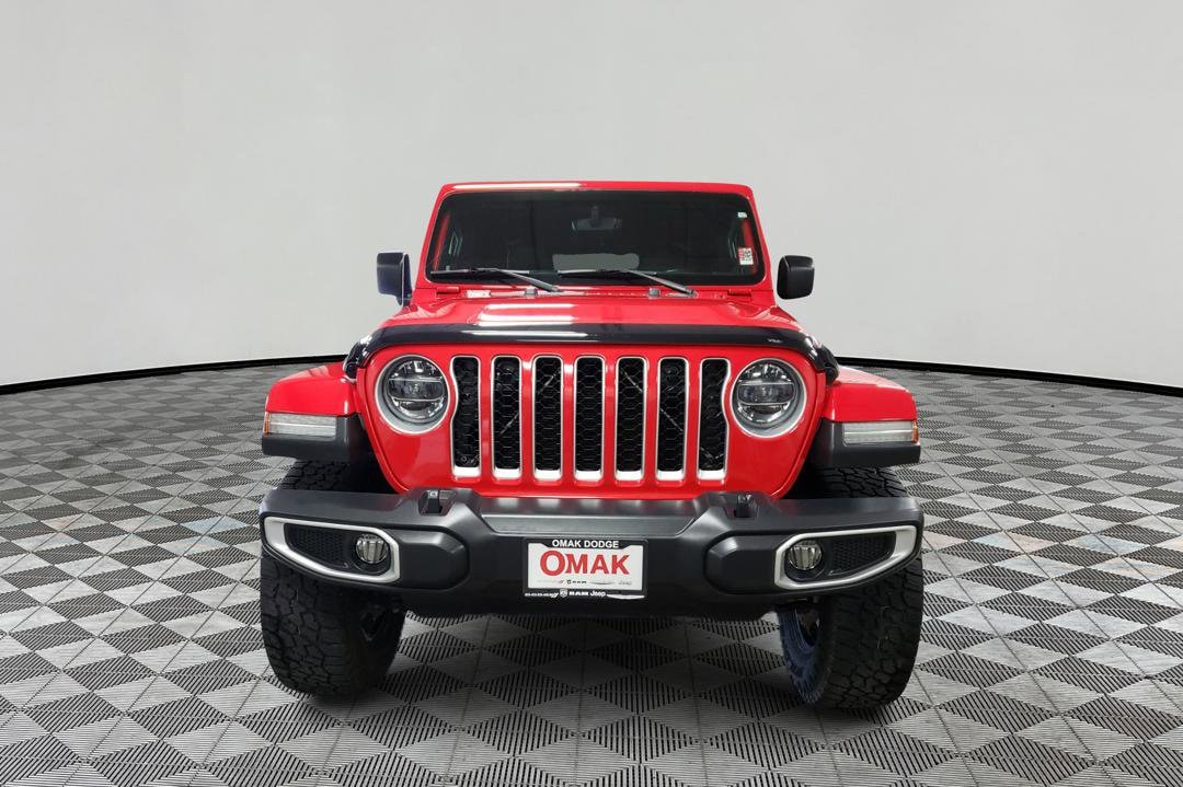 Used 2020 Jeep Gladiator Overland with VIN 1C6HJTFGXLL104575 for sale in Omak, WA