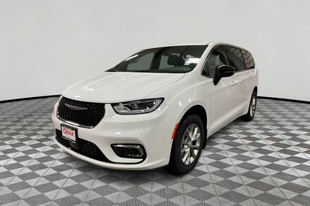 2026 Chrysler Pacifica SELECT AWD Passenger Van