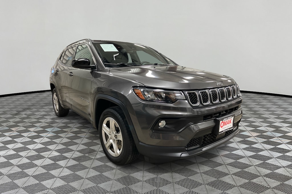 Used 2024 Jeep Compass Latitude 4x4