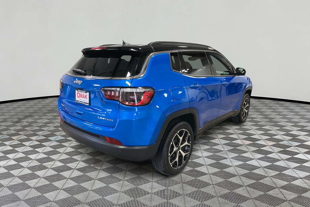 Used 2025 Jeep Compass Limited 4x4