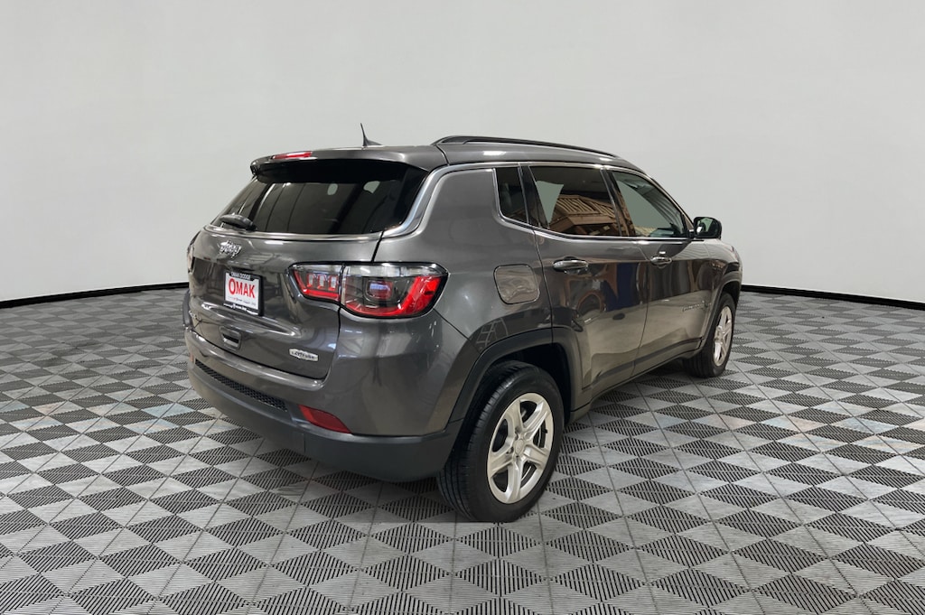 Used 2024 Jeep Compass Latitude 4x4