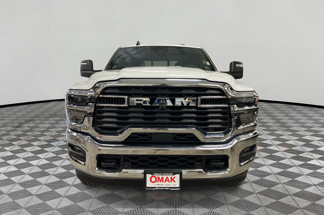 2026 Ram 3500 Big Horn photo 2