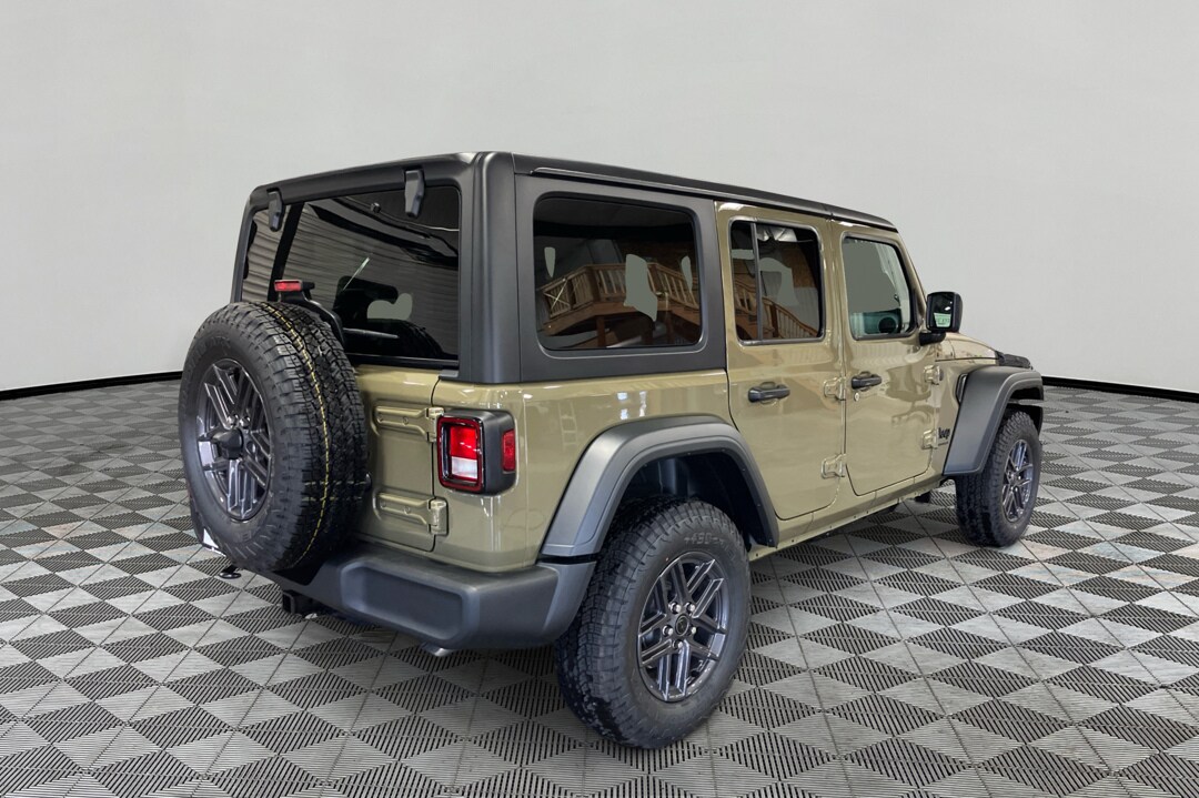 2025 Jeep Wrangler Sport S photo 4