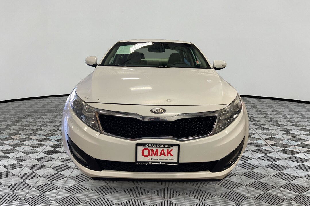 Used 2013 Kia Optima LX with VIN 5XXGM4A79DG246877 for sale in Omak, WA