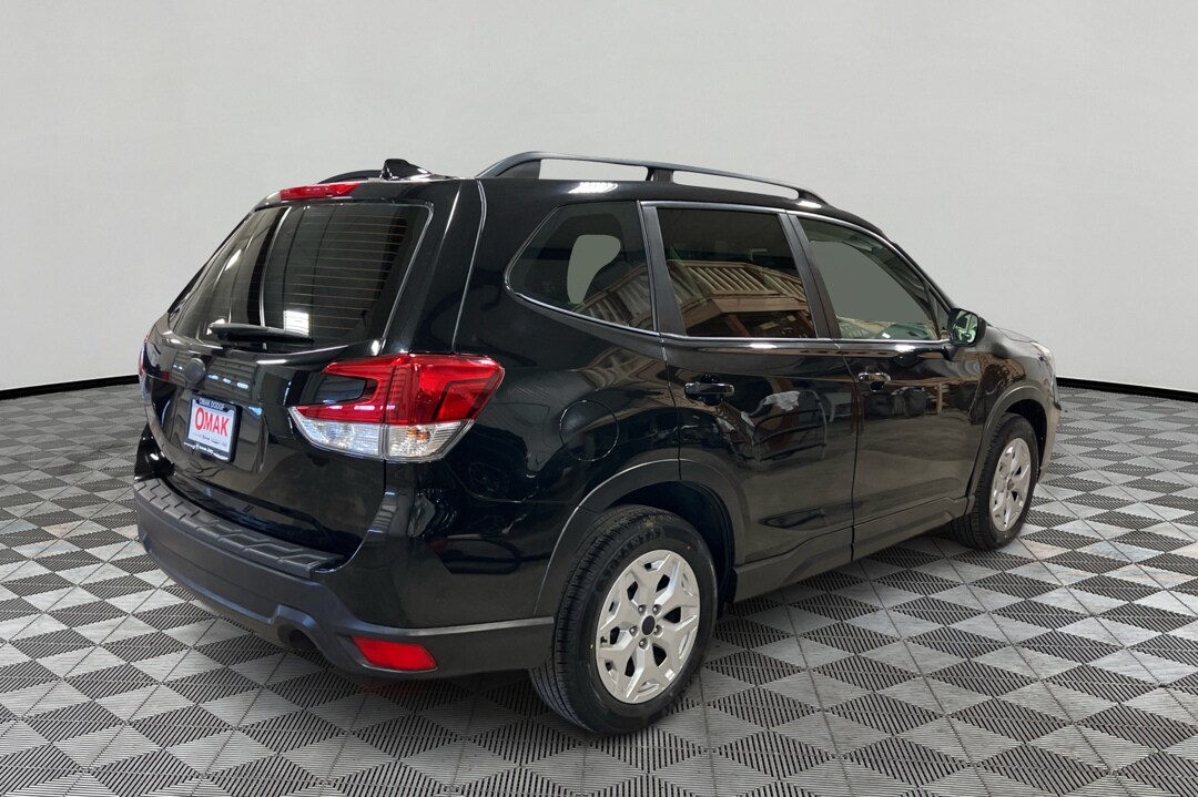 2021 Subaru Forester photo 4