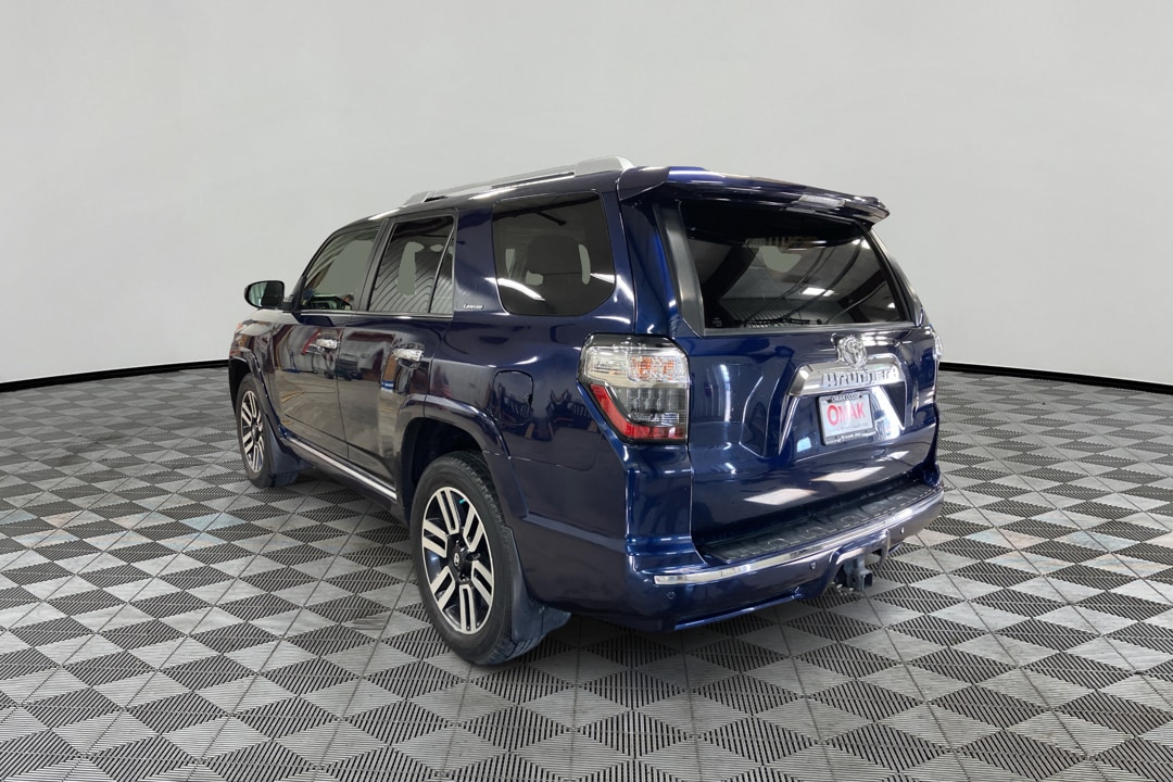 2019 Toyota 4Runner SR5 - Photo 7