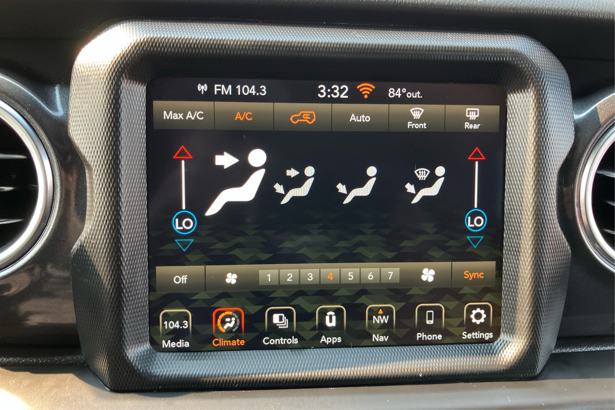 2022 Jeep Wrangler Unlimited Sahara Altitude - Photo 31