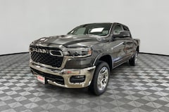 2026 Ram 1500 BIG HORN CREW CAB 4X4 5'7 BOX Pickup