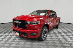 2026 Ram 1500 LARAMIE CREW CAB 4X4 5'7 BOX Pickup