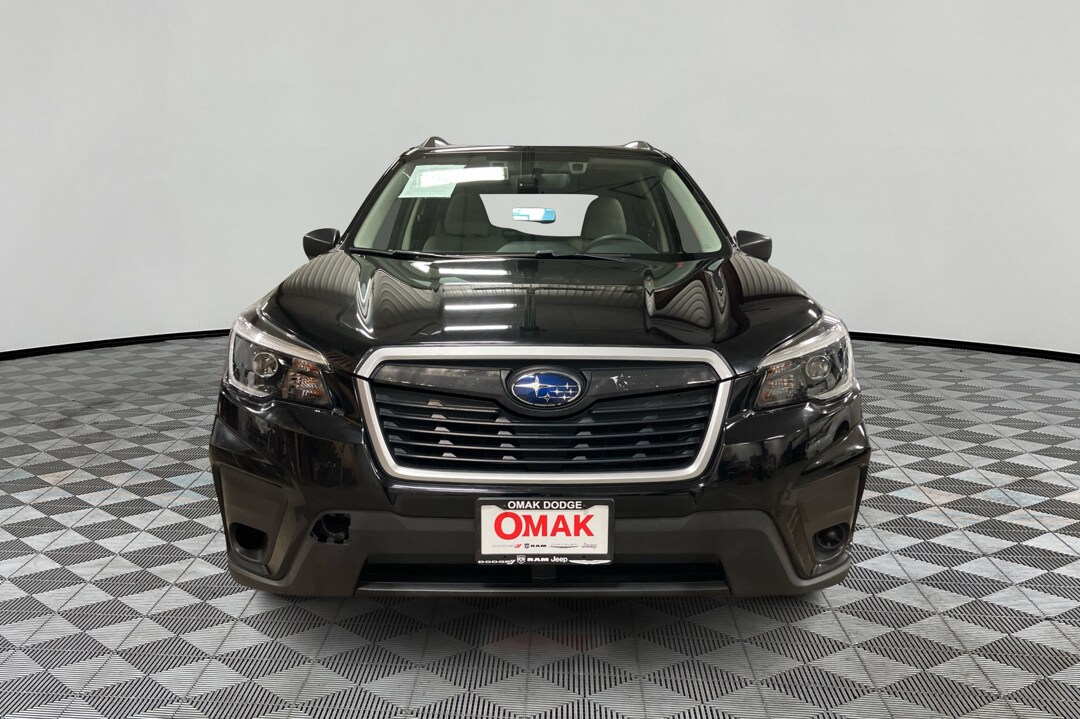 2021 Subaru Forester photo 2