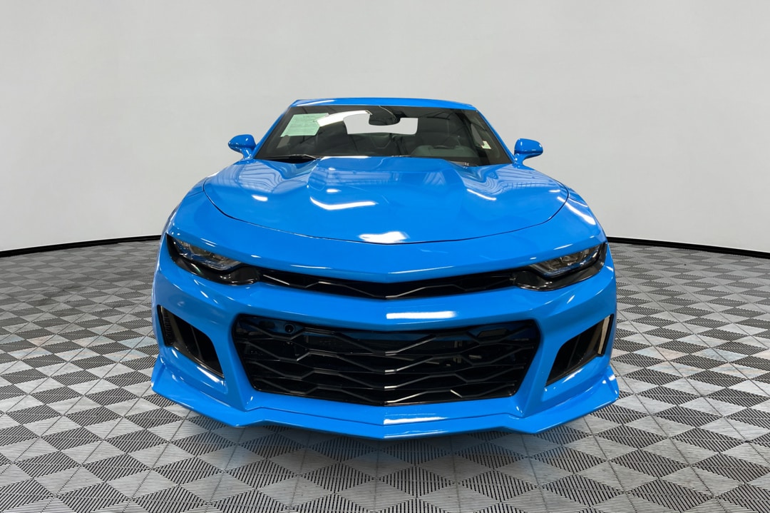 Used 2023 Chevrolet Camaro 2LT with VIN 1G1FD1RS2P0133032 for sale in Omak, WA