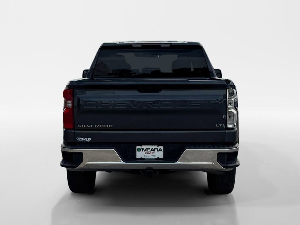 2022 Chevrolet Silverado 1500 LT photo 4