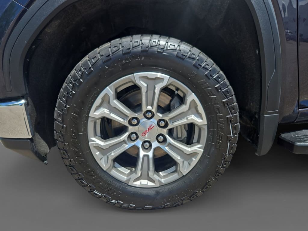 2023 GMC Sierra 1500 SLT - Photo 15